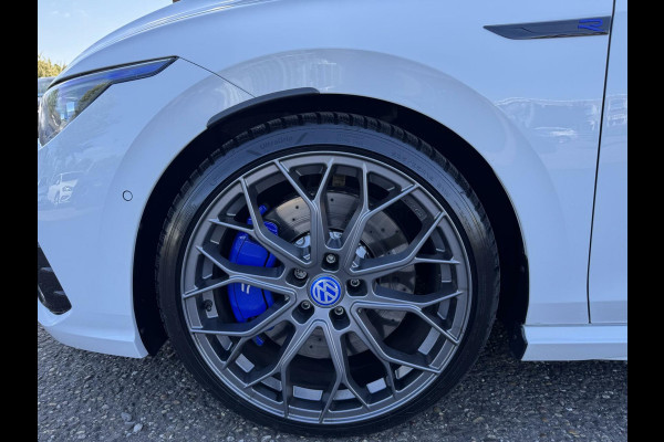 Volkswagen Golf 8 R 333pk 2.0 TSI R 4Motion