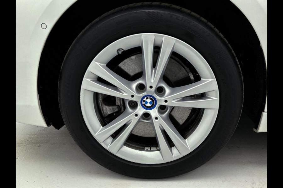 BMW 2 Serie Active Tourer 225xe iPerformance(Goed OnderH, Panoramadak, Stoelv, Navi, Climate Con, PDC, Etc)