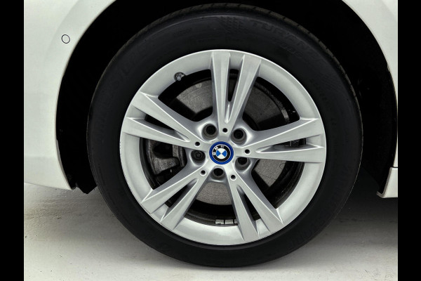 BMW 2 Serie Active Tourer 225xe iPerformance(Goed OnderH, Panoramadak, Stoelv, Navi, Climate Con, PDC, Etc)
