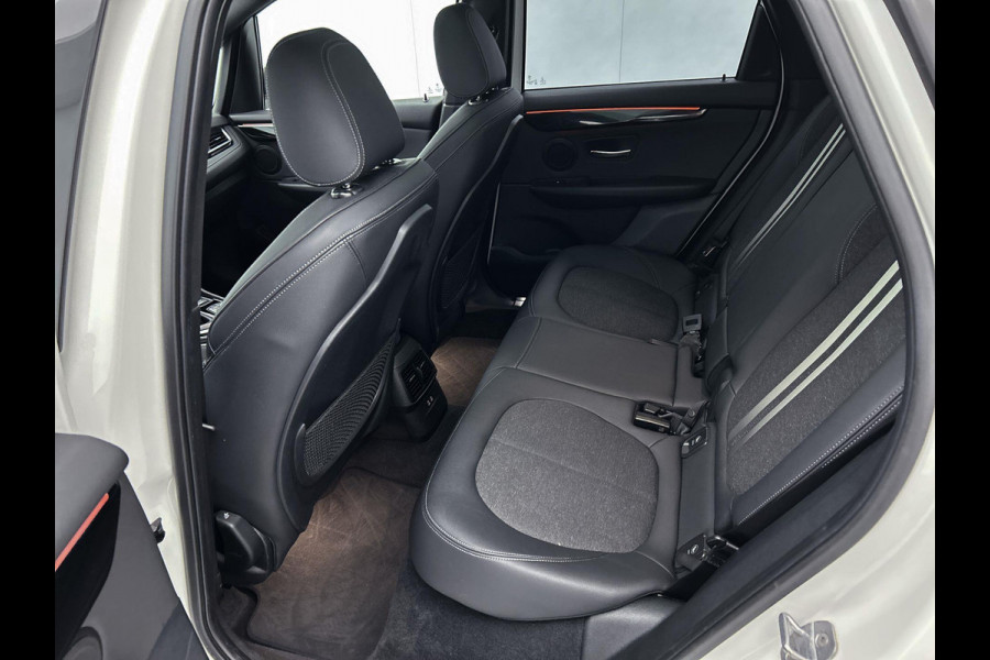 BMW 2 Serie Active Tourer 225xe iPerformance(Goed OnderH, Panoramadak, Stoelv, Navi, Climate Con, PDC, Etc)