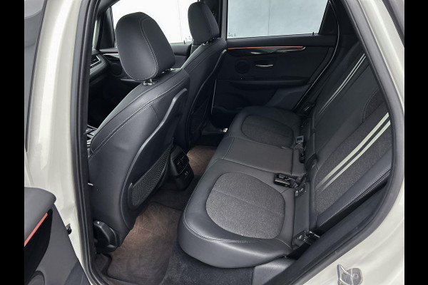 BMW 2 Serie Active Tourer 225xe iPerformance(Goed OnderH, Panoramadak, Stoelv, Navi, Climate Con, PDC, Etc)