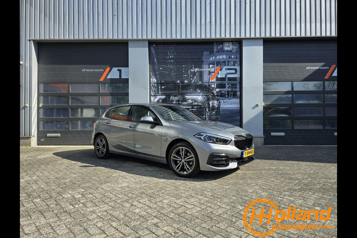 BMW 1-serie 118i Introduction Edition|AUTOMAAT|LED|VIRTUAL CP|NAVI BMW 1-serie 118i Introduction Edition|AUTOMAAT|LED|VIRTUAL CP|NAVI