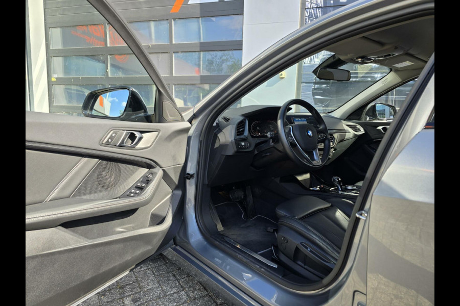BMW 1-serie 118i Introduction Edition|AUTOMAAT|LED|VIRTUAL CP|NAVI
