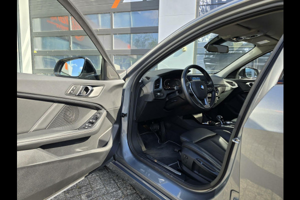 BMW 1-serie 118i Introduction Edition|AUTOMAAT|LED|VIRTUAL CP|NAVI