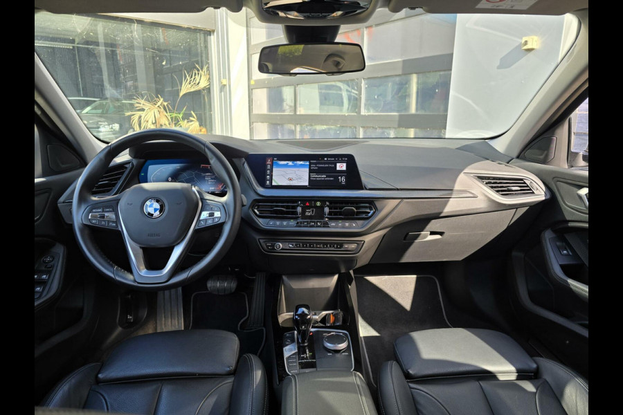 BMW 1-serie 118i Introduction Edition|AUTOMAAT|LED|VIRTUAL CP|NAVI