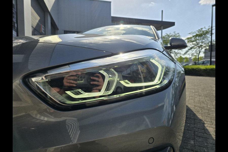 BMW 1-serie 118i Introduction Edition|AUTOMAAT|LED|VIRTUAL CP|NAVI