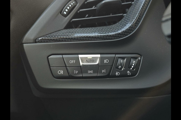 BMW 1-serie 118i Introduction Edition|AUTOMAAT|LED|VIRTUAL CP|NAVI