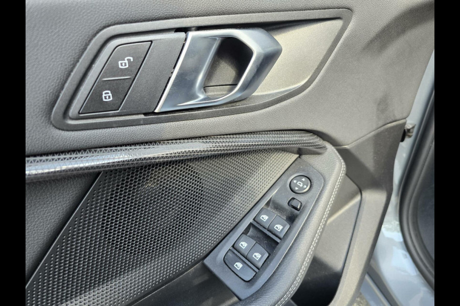 BMW 1-serie 118i Introduction Edition|AUTOMAAT|LED|VIRTUAL CP|NAVI