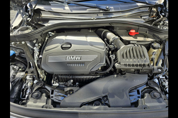 BMW 1-serie 118i Introduction Edition|AUTOMAAT|LED|VIRTUAL CP|NAVI