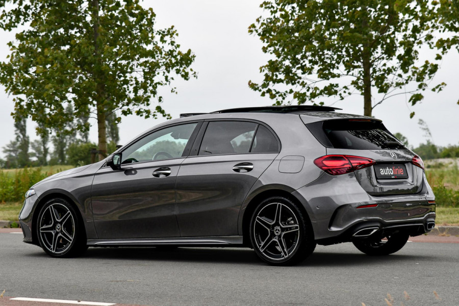 Mercedes-Benz A-Klasse 180 AMG Night ed. Pano, Memory, 360, HUD, Multibeam, Keyless, Trekhaak, Dodeh!