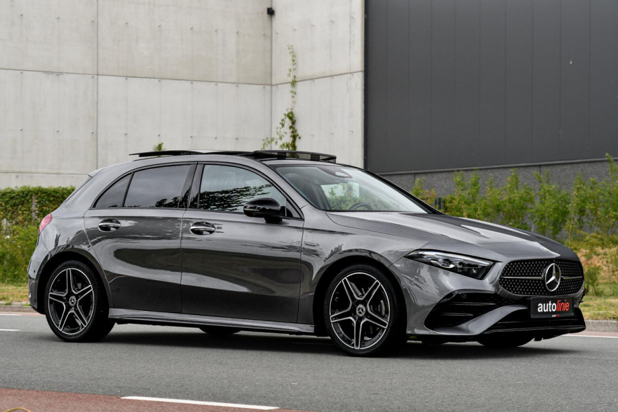 Mercedes-Benz A-Klasse 180 AMG Night ed. Pano, Memory, 360, HUD, Multibeam, Keyless, Trekhaak, Dodeh!