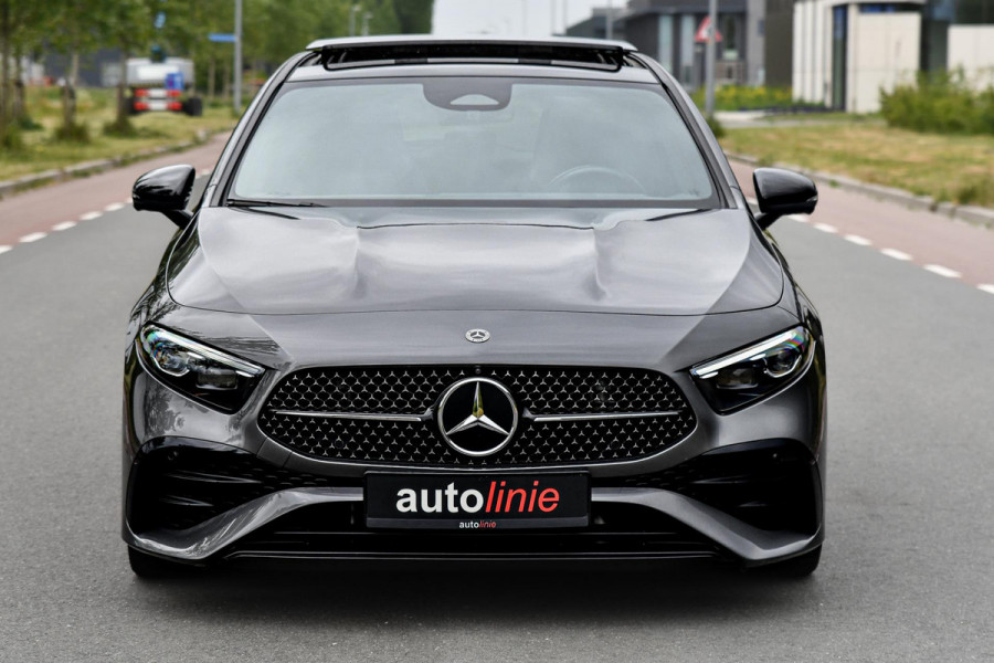 Mercedes-Benz A-Klasse 180 AMG Night ed. Pano, Memory, 360, HUD, Multibeam, Keyless, Trekhaak, Dodeh!