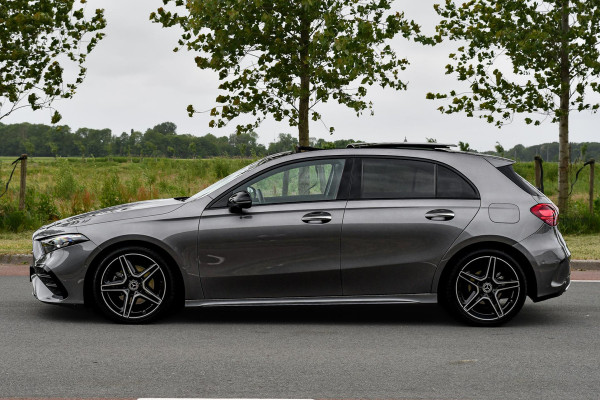 Mercedes-Benz A-Klasse 180 AMG Night ed. Pano, Memory, 360, HUD, Multibeam, Keyless, Trekhaak, Dodeh!