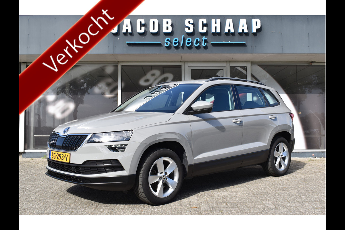 Škoda Karoq 1.5 TSI ACT Ambition Business / Trekhaak / PDC v+a / Carplay / Navigatie Škoda Karoq 1.5 TSI ACT Ambition Business / Trekhaak / PDC v+a / Carplay / Navigatie