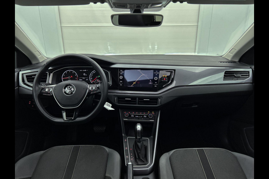 Volkswagen Polo 1.0 TSI Highline R-line (1e eig, NL-auto, Dealer onderH, Panorama, Nav, Carplay, Adaptive Cruise Control, Etc)