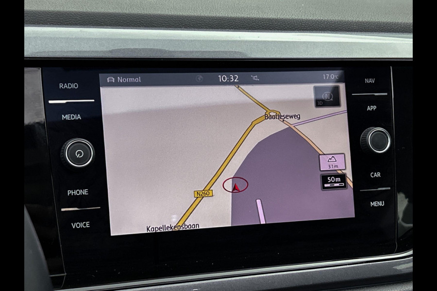 Volkswagen Polo 1.0 TSI Highline R-line (1e eig, NL-auto, Dealer onderH, Panorama, Nav, Carplay, Adaptive Cruise Control, Etc)