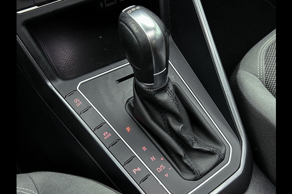 Volkswagen Polo 1.0 TSI Highline R-line (1e eig, NL-auto, Dealer onderH, Panorama, Nav, Carplay, Adaptive Cruise Control, Etc)