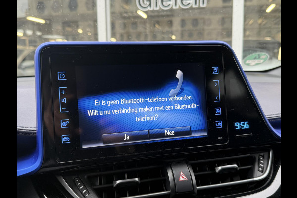 Toyota C-HR 1.8 Hybrid Bi-Tone Plus | Trekhaak, Dodehoekherkenning, Stoel + Stuurverwarming, Parkeersensoren, Navigatie, Keyless, 18inch