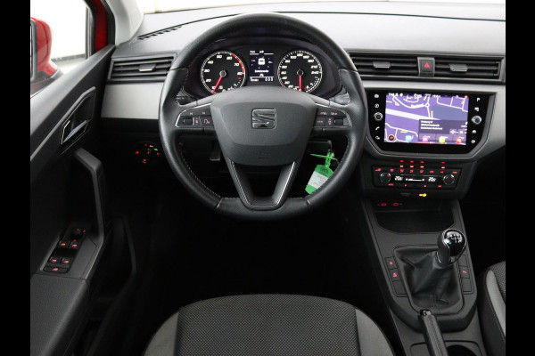 Seat Ibiza 1.0 TSI Style Intens | Carplay | Trekhaak | Navigatie | Climate control | Camera | Cruise control | Parkeerhulp | Bluetooth