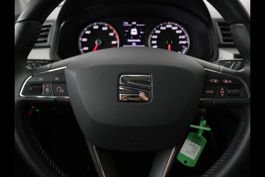 Seat Ibiza 1.0 TSI Style Intens | Carplay | Trekhaak | Navigatie | Climate control | Camera | Cruise control | Parkeerhulp | Bluetooth