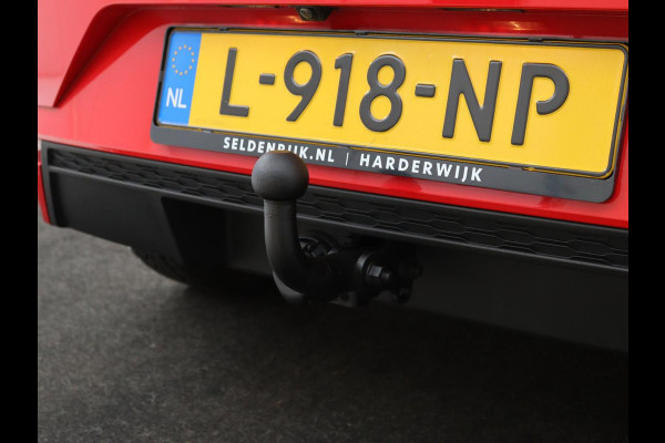 Seat Ibiza 1.0 TSI Style Intens | Carplay | Trekhaak | Navigatie | Climate control | Camera | Cruise control | Parkeerhulp | Bluetooth