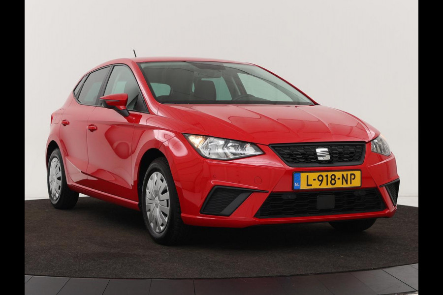 Seat Ibiza 1.0 TSI Style Intens | Carplay | Trekhaak | Navigatie | Climate control | Camera | Cruise control | Parkeerhulp | Bluetooth