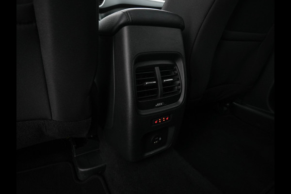 Ford Kuga 2.5 PHEV Titanium (INCL-BTW) *DIGI-COCKPIT | ADAPTIVE-CRUISE | BLINDSPOT | PARK-PILOT | CAMERA | NAVI-FULLMAP | HEATED-SEATS | COMFORT-SEATS | ECC | CARPLAY | PDC | DAB | LANE-ASSIST | 17''ALU*