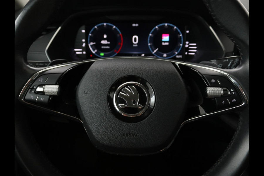 Škoda Octavia 1.0 TSI Business Edition | Stoelverwarming | Camera | Carplay | Full LED | Navigatie | Parkeerhulp | Climate control | Cruise control