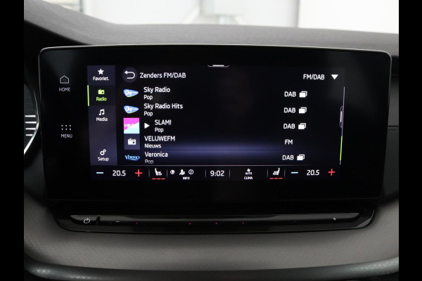 Škoda Octavia 1.0 TSI Business Edition | Stoelverwarming | Camera | Carplay | Full LED | Navigatie | Parkeerhulp | Climate control | Cruise control