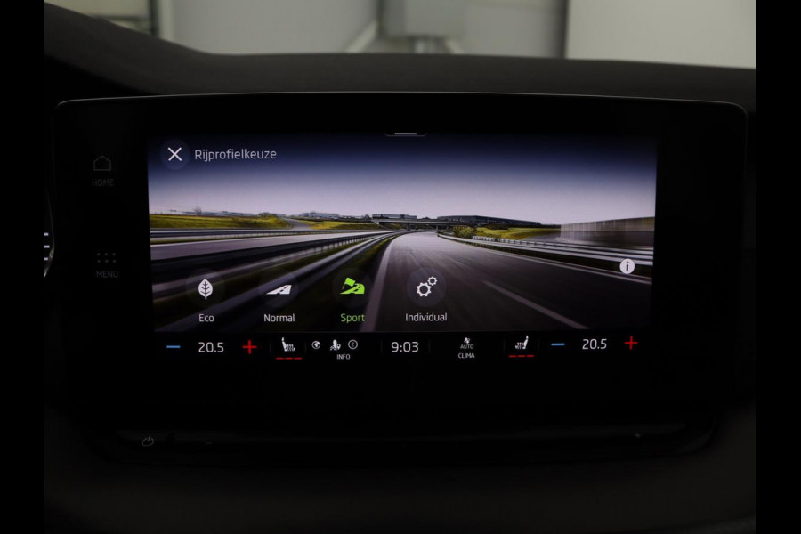 Škoda Octavia 1.0 TSI Business Edition | Stoelverwarming | Camera | Carplay | Full LED | Navigatie | Parkeerhulp | Climate control | Cruise control