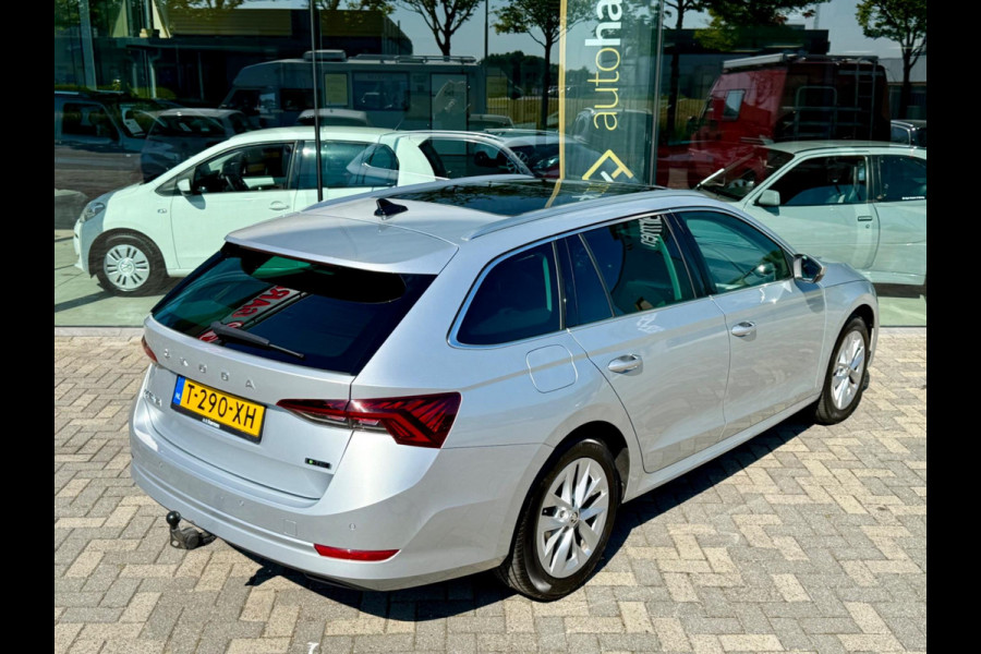 Škoda Octavia Combi 1.0 e-TSI Business Edition Plus Automaat (DSG) Pano, Elek Trekhaak, Virtual Cockpit, CarPlay, Keyless
