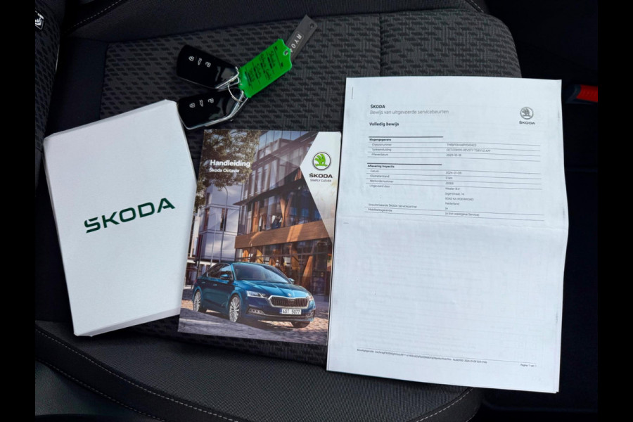 Škoda Octavia Combi 1.0 e-TSI Business Edition Plus Automaat (DSG) Pano, Elek Trekhaak, Virtual Cockpit, CarPlay, Keyless
