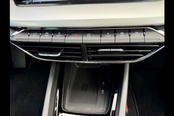 Škoda Octavia Combi 1.0 e-TSI Business Edition Plus Automaat (DSG) Pano, Elek Trekhaak, Virtual Cockpit, CarPlay, Keyless