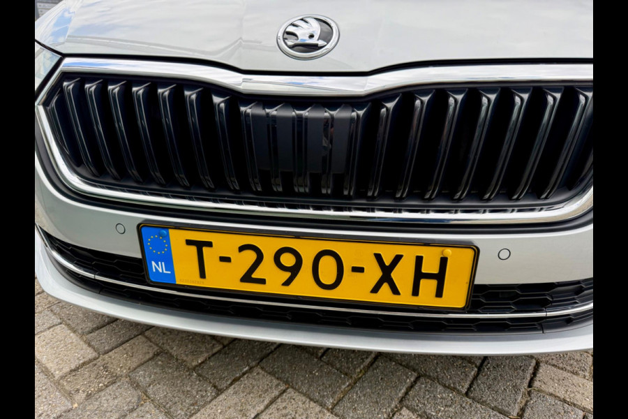 Škoda Octavia Combi 1.0 e-TSI Business Edition Plus Automaat (DSG) Pano, Elek Trekhaak, Virtual Cockpit, CarPlay, Keyless