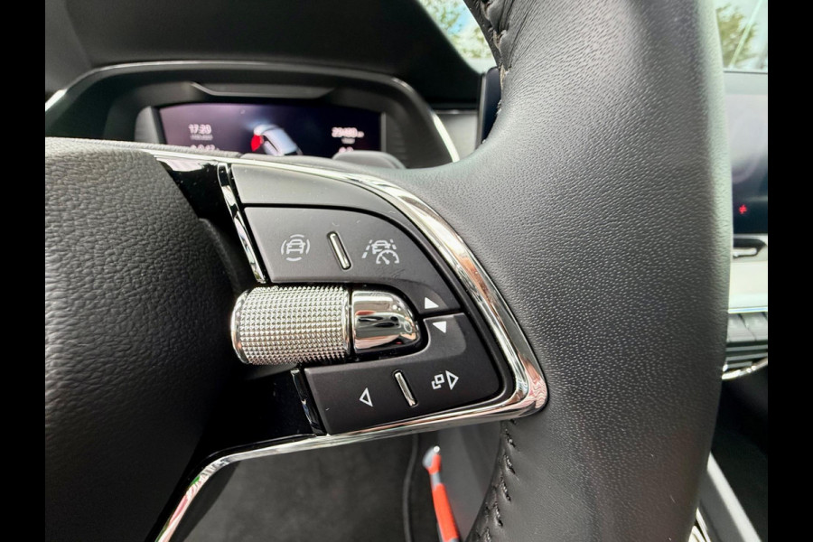 Škoda Octavia Combi 1.0 e-TSI Business Edition Plus Automaat (DSG) Pano, Elek Trekhaak, Virtual Cockpit, CarPlay, Keyless