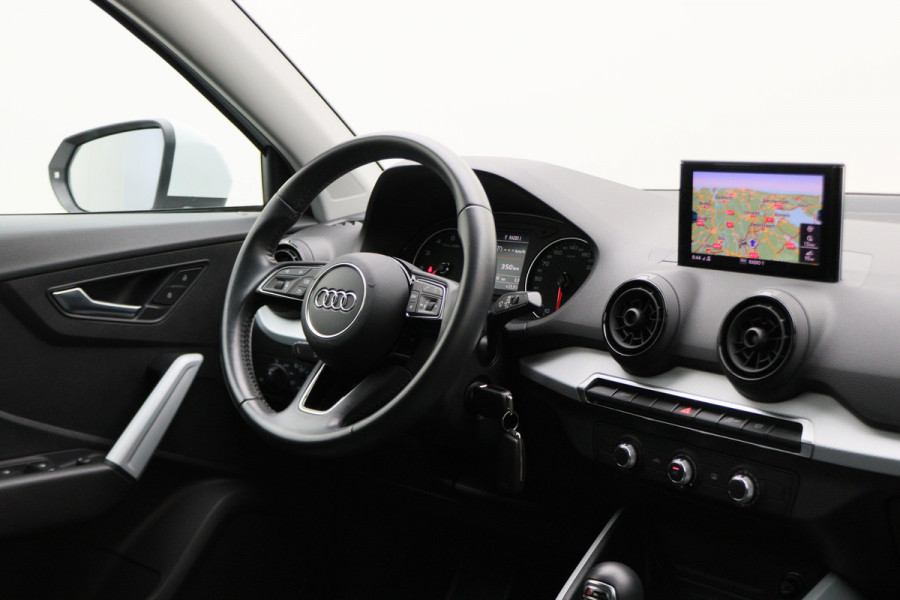 Audi Q2 1.0 TFSI Design Pro Line Airco, Cruise, Navigatie, Bluetooth, Elektrisch Pakket, PDC, 17''