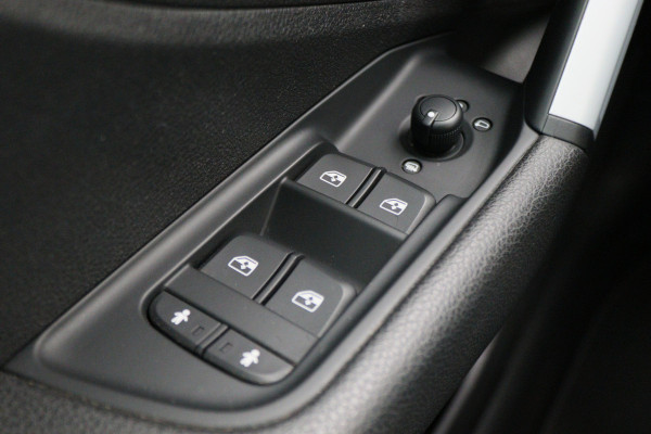 Audi Q2 1.0 TFSI Design Pro Line Airco, Cruise, Navigatie, Bluetooth, Elektrisch Pakket, PDC, 17''