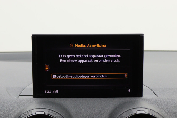 Audi Q2 1.0 TFSI Design Pro Line Airco, Cruise, Navigatie, Bluetooth, Elektrisch Pakket, PDC, 17''
