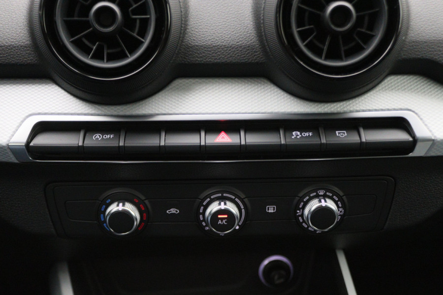 Audi Q2 1.0 TFSI Design Pro Line Airco, Cruise, Navigatie, Bluetooth, Elektrisch Pakket, PDC, 17''