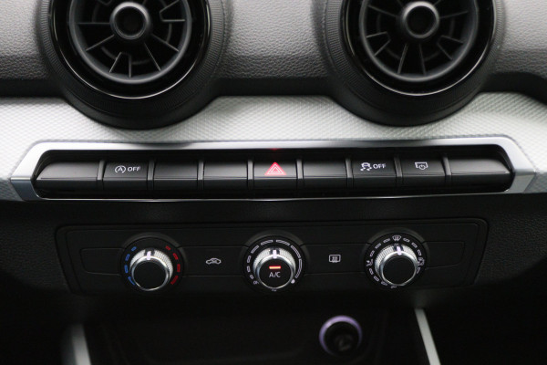 Audi Q2 1.0 TFSI Design Pro Line Airco, Cruise, Navigatie, Bluetooth, Elektrisch Pakket, PDC, 17''