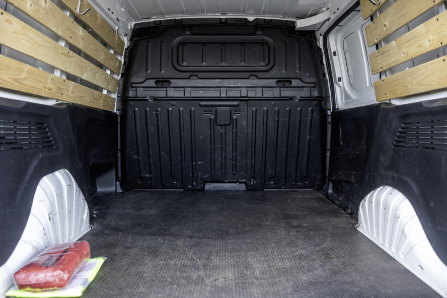 Opel Combo 1.5D L1H1 | Cruise | Airco | PDC Achter | Retro Multimedia Design | Euro 6