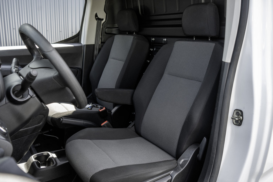 Opel Combo 1.5D L1H1 | Cruise | Airco | PDC Achter | Retro Multimedia Design | Euro 6