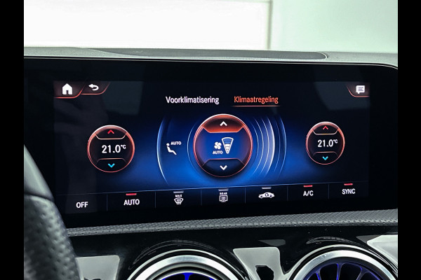 Mercedes-Benz A-Klasse 250 e Business Solution AMG Limited | Multispaaks lichtmetalen velgen | MBUX wide screen | Navigatie | Panoramadak | Parking support Inclusief 24 maanden MB Certified garantie voor Europa.