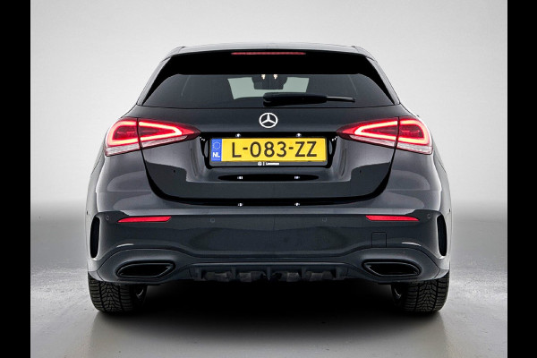 Mercedes-Benz A-Klasse 250 e Business Solution AMG Limited | Multispaaks lichtmetalen velgen | MBUX wide screen | Navigatie | Panoramadak | Parking support Inclusief 24 maanden MB Certified garantie voor Europa.