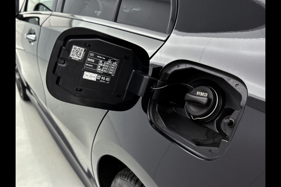 Mercedes-Benz A-Klasse 250 e Business Solution AMG Limited | Multispaaks lichtmetalen velgen | MBUX wide screen | Navigatie | Panoramadak | Parking support Inclusief 24 maanden MB Certified garantie voor Europa.