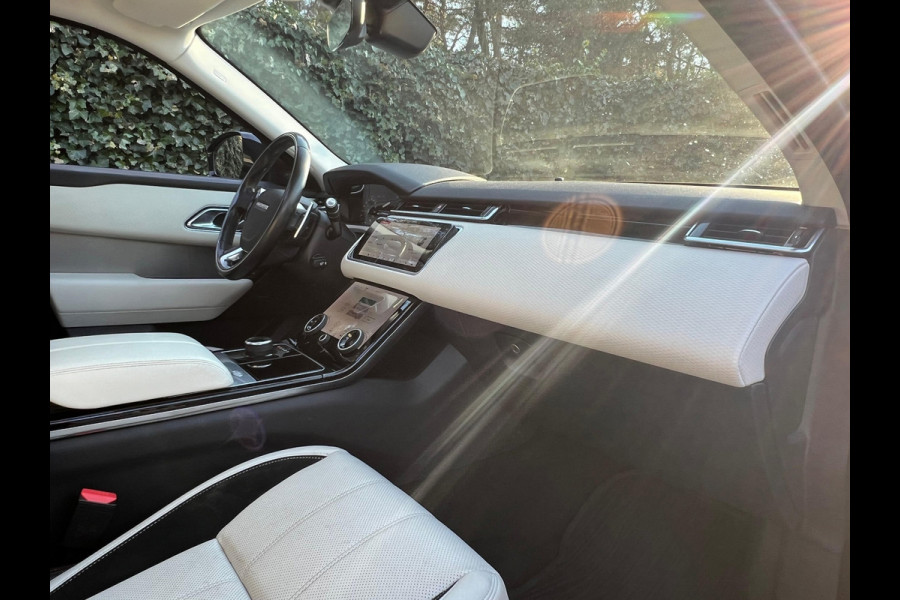Land Rover Range Rover Velar 2.0 I4 AWD R-Dynamic SE | Pano | Meridian | Trekhaak | 22'' Inch