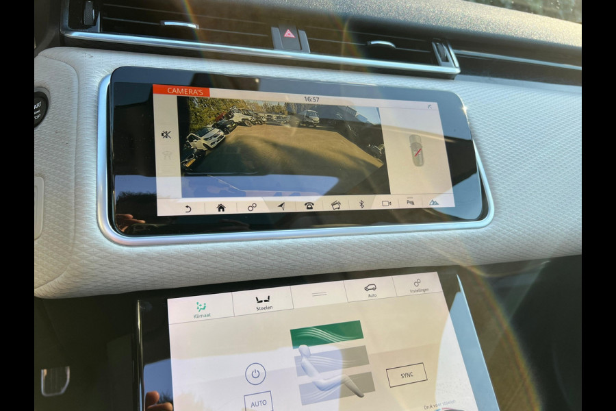 Land Rover Range Rover Velar 2.0 I4 AWD R-Dynamic SE | Pano | Meridian | Trekhaak | 22'' Inch