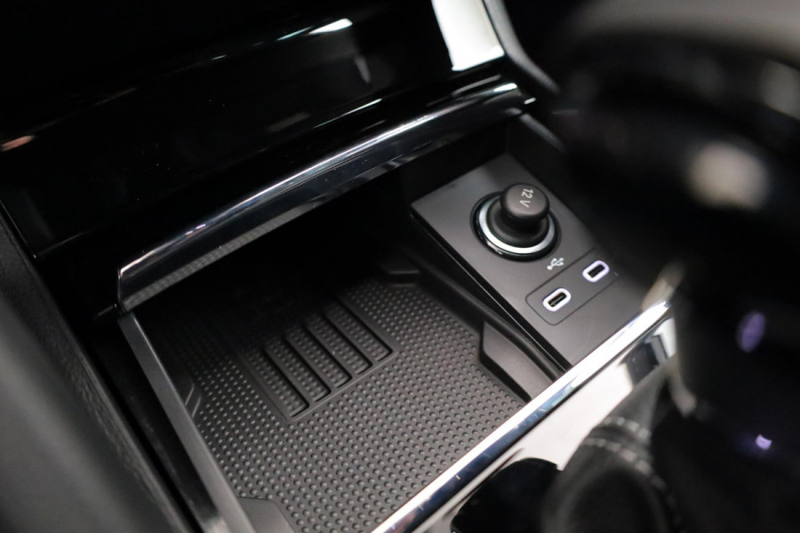 Škoda Karoq Sportline Business 1.5 TSI 150 pk 7 versn. DSG | Travel assist pakket plus | Virtual pedal