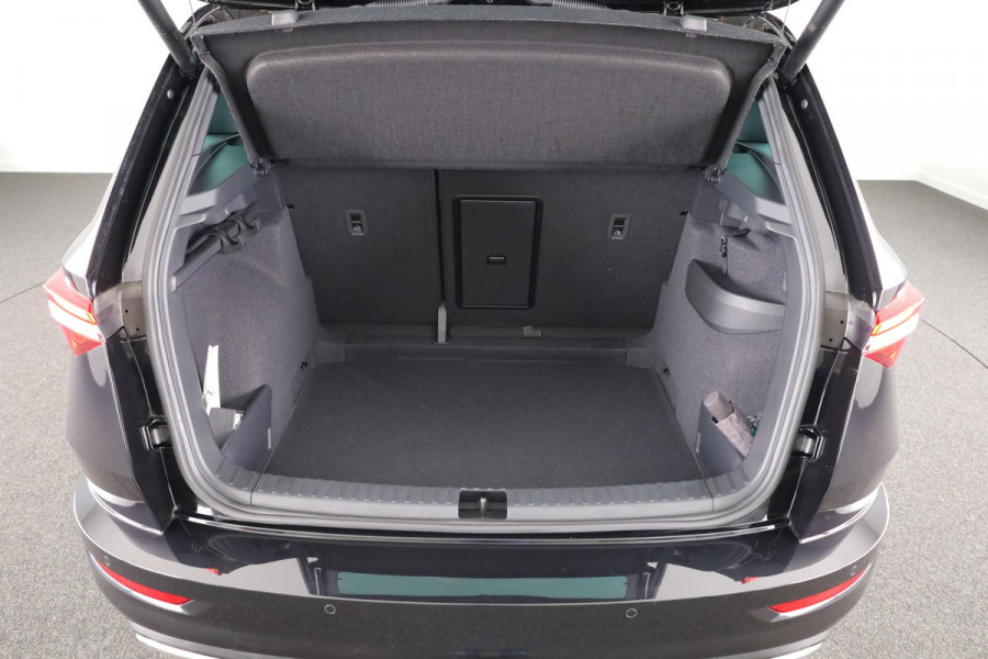 Škoda Karoq Sportline Business 1.5 TSI 150 pk 7 versn. DSG | Travel assist pakket plus | Virtual pedal