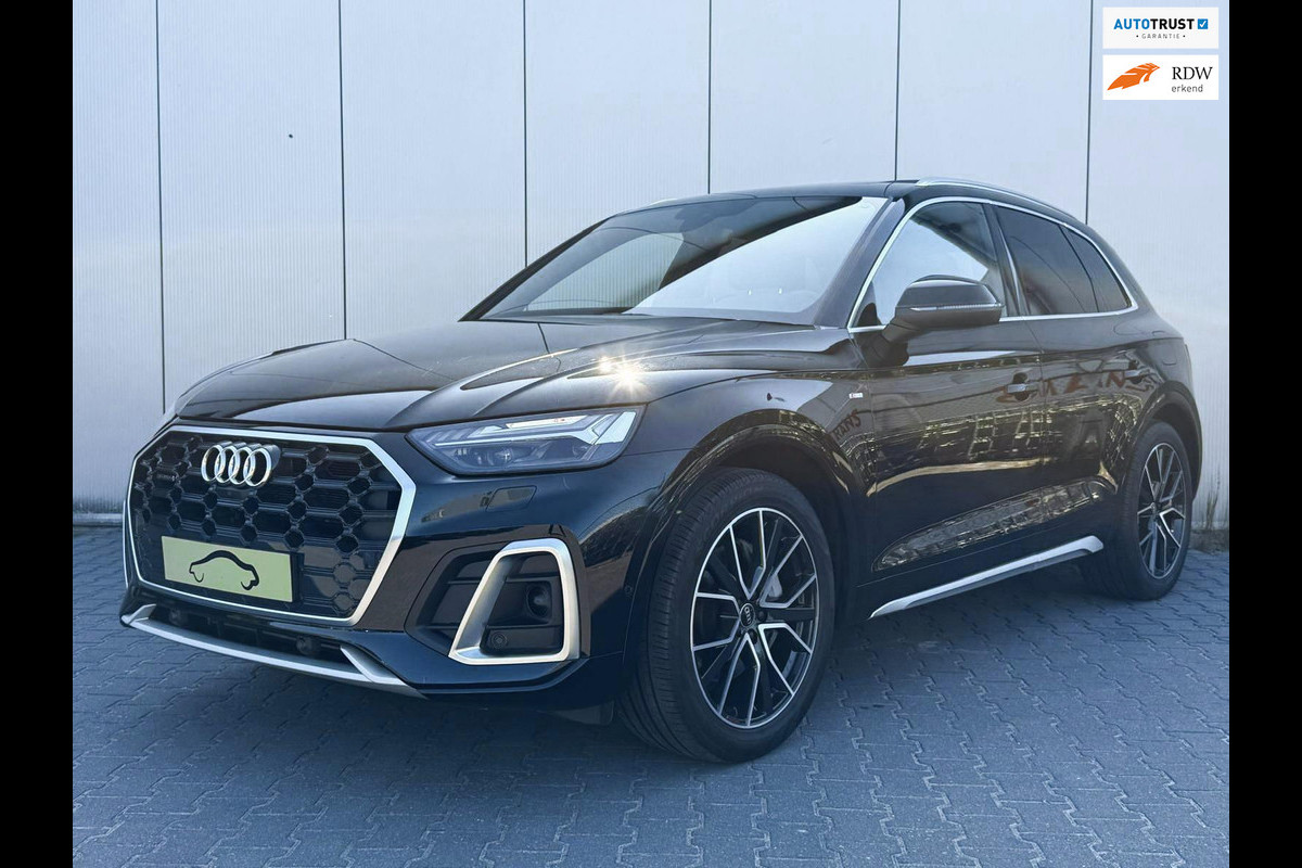 Audi Q5 50 TFSI-e S Line / Pano / B&O / Luchtvering / 360 camera / Trekhaak Audi Q5 50 TFSI-e S Line / Pano / B&O / Luchtvering / 360 camera / Trekhaak